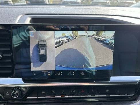 Used 2022 Chevrolet Silverado 1500 LTZ image 24