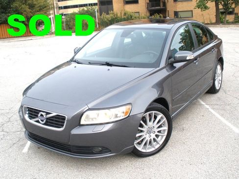Used 2011 Volvo S40 T5 FWD image 1