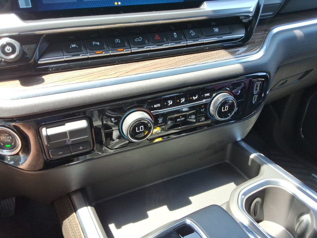 Certified 2024 Chevrolet Silverado 1500 LT Trail Boss w/ LT Trail Boss Premium Package AWD/4WD image 33