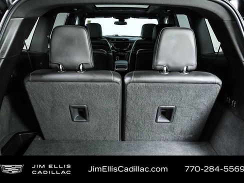 Used 2020 Cadillac XT6 Premium Luxury FWD image 32