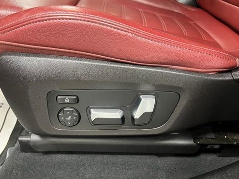 Used 2020 BMW X4 M40i w/ Premium Package image 39