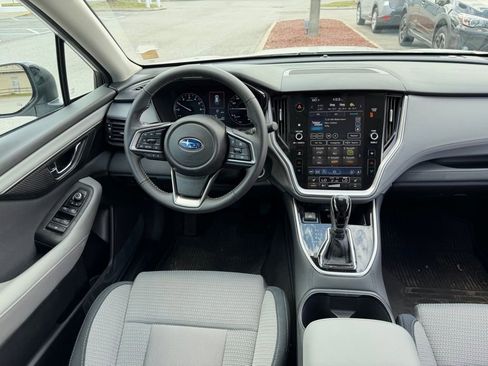 Used 2025 Subaru Outback Premium image 20
