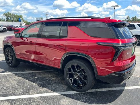 New 2026 Chevrolet Traverse RS w/ LPO, Floor Liner Package FWD image 30