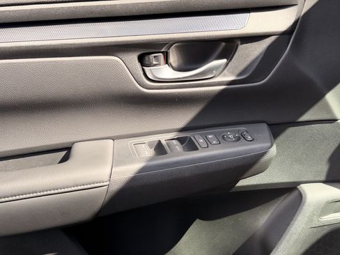 Certified 2024 Honda CR-V EX image 9