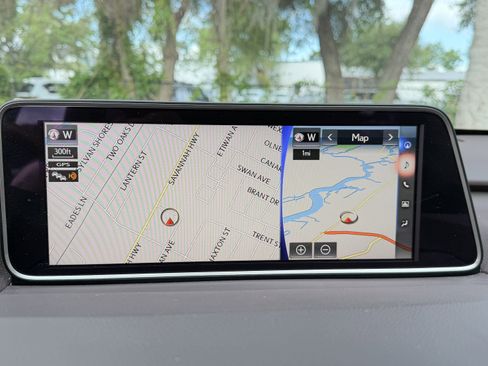 Used 2019 Lexus RX 350 AWD w/ Navigation Package image 25