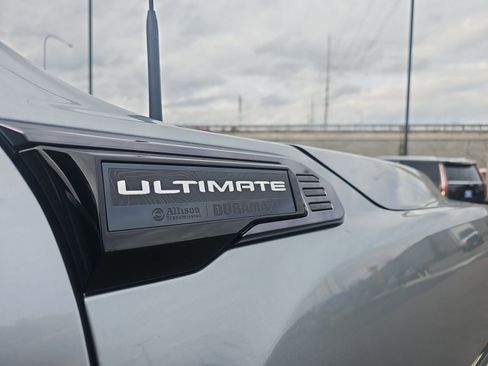 Used 2025 GMC Sierra 3500 Denali Ultimate image 20