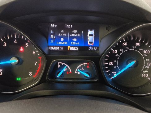 Used 2017 Ford Escape SE FWD image 23