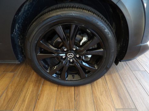 Certified 2023 MAZDA CX-30 AWD 2.5 S w/ Preferred Package image 4