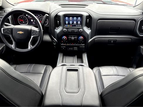 Used 2021 Chevrolet Silverado 2500 High Country w/ Technology Package image 4