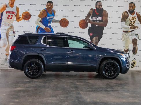 Used 2019 GMC Acadia SLT AWD/4WD image 18