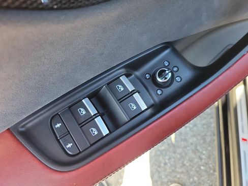 Used 2021 Audi SQ7 Prestige w/ Prestige Package image 19