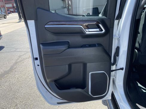 Used 2024 GMC Sierra 1500 Elevation AWD/4WD image 25