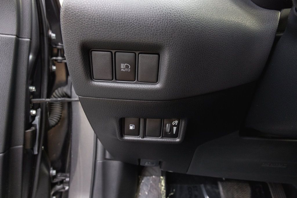 Certified 2020 Toyota C-HR Limited FWD image 14