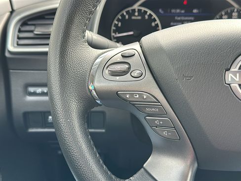 Certified 2024 Nissan Murano SV w/ SV Midnight Edition Package image 17