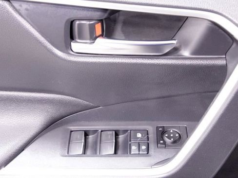 Used 2023 Toyota RAV4 SE w/ Weather & Moonroof Package image 24