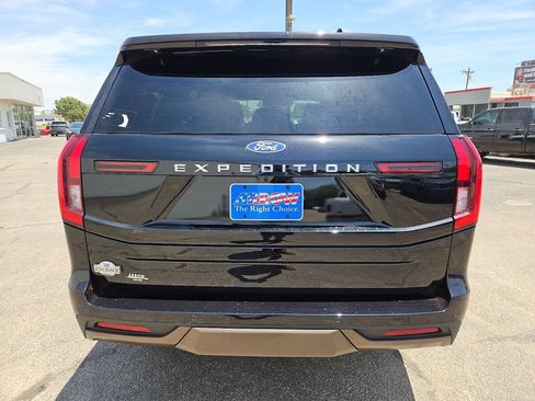 New 2027 Ford Expedition King Ranch RWD image 10