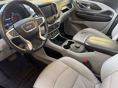 Used 2019 GMC Terrain SLT w/ Infotainment Package II AWD/4WD image 6