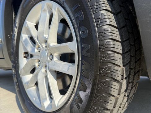 Used 2015 Kia Sorento LX image 8