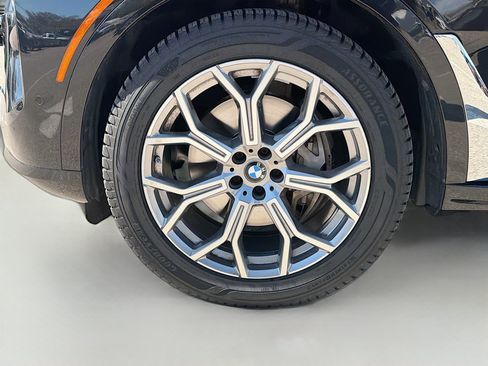 Used 2023 BMW X7 xDrive40i AWD/4WD image 46