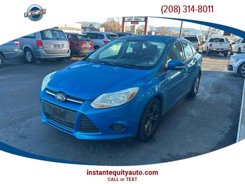 Used 2014 Ford Focus SE image 1