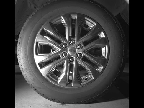 Used 2025 Ford F150 Lariat w/ Equipment Group 501A Mid AWD/4WD image 15