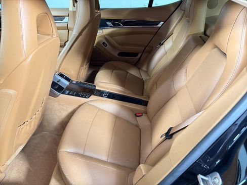 Used 2015 Porsche Panamera 4 AWD/4WD image 15