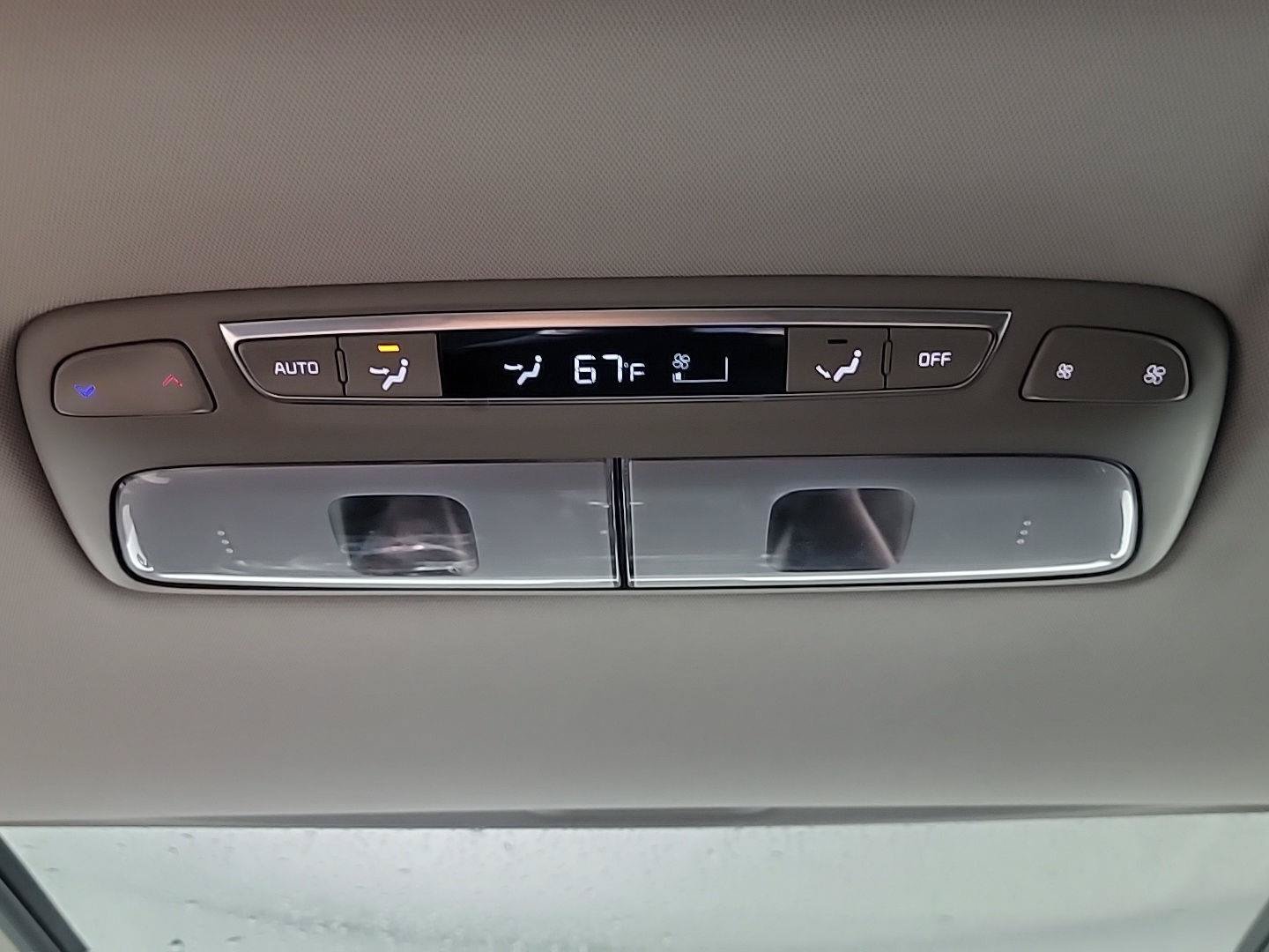 Used 2025 Kia Telluride SX w/ SX Captain's Chair Package AWD/4WD image 26