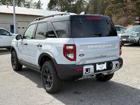 New 2026 Ford Bronco Sport Badlands w/ Sasquatch Badlands Package AWD/4WD image 5
