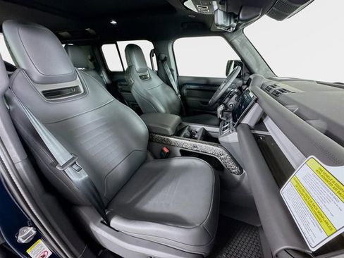 New 2026 Land Rover Defender 110 OCTA image 30