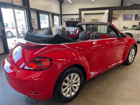 Used 2018 Volkswagen Beetle 2.0T Coast FWD image 20