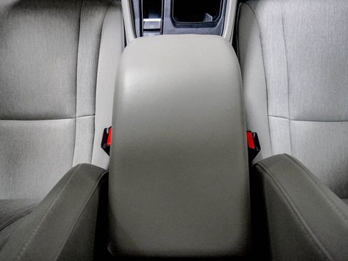 Certified 2023 Honda Accord EX image 27