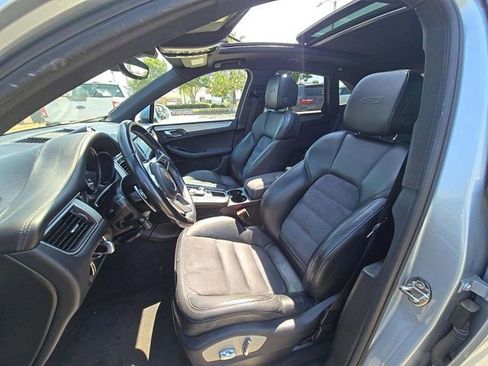 Used 2018 Porsche Macan GTS w/ Premium Package Plus image 13