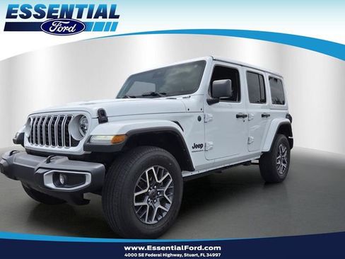 Used 2025 Jeep Wrangler Unlimited Sahara AWD/4WD image 1