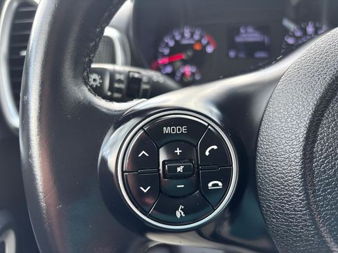Used 2021 Kia Soul FWD image 15