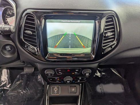 Certified 2018 Jeep Compass Limited w/ Navigation Group image 24