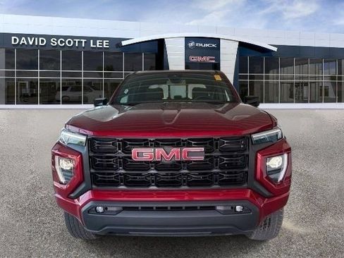 Used 2025 GMC Canyon Elevation w/ Convenience Package AWD/4WD image 2