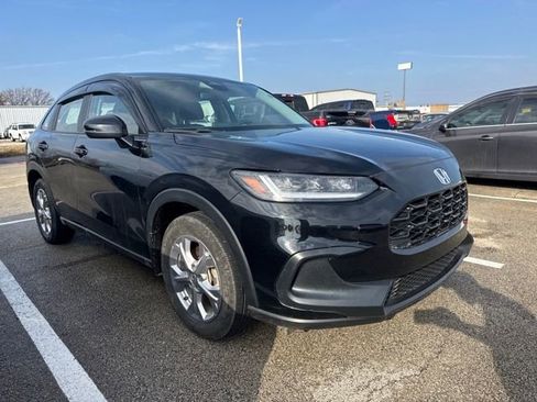 Used 2024 Honda HR-V LX image 3