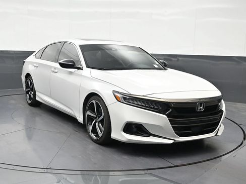Used 2022 Honda Accord Sport image 7