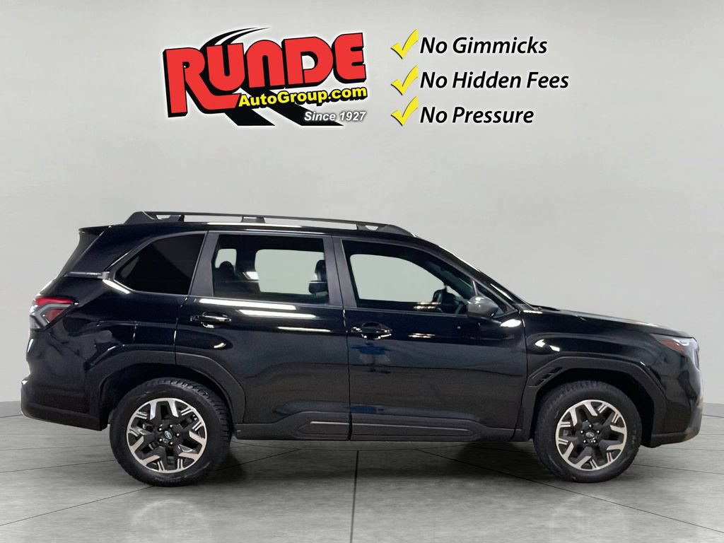 Used 2025 Subaru Forester Premium AWD/4WD image 7