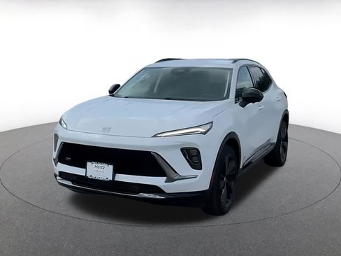 Used 2024 Buick Envision Sport Touring image 7