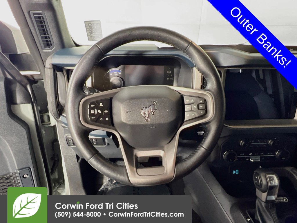 Used 2024 Ford Bronco Outer Banks AWD/4WD image 7