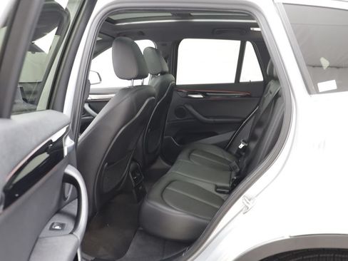 Used 2021 BMW X1 xDrive28i w/ Convenience Package AWD/4WD image 15