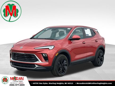 Certified 2024 Buick Encore GX Preferred FWD image 1