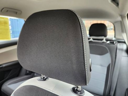 Certified 2025 Volkswagen Taos S image 13