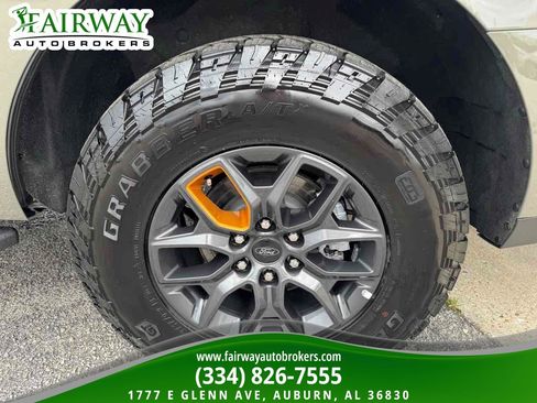 Used 2025 Ford Expedition Tremor image 35