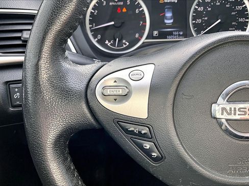 Used 2018 Nissan Sentra SV FWD image 18