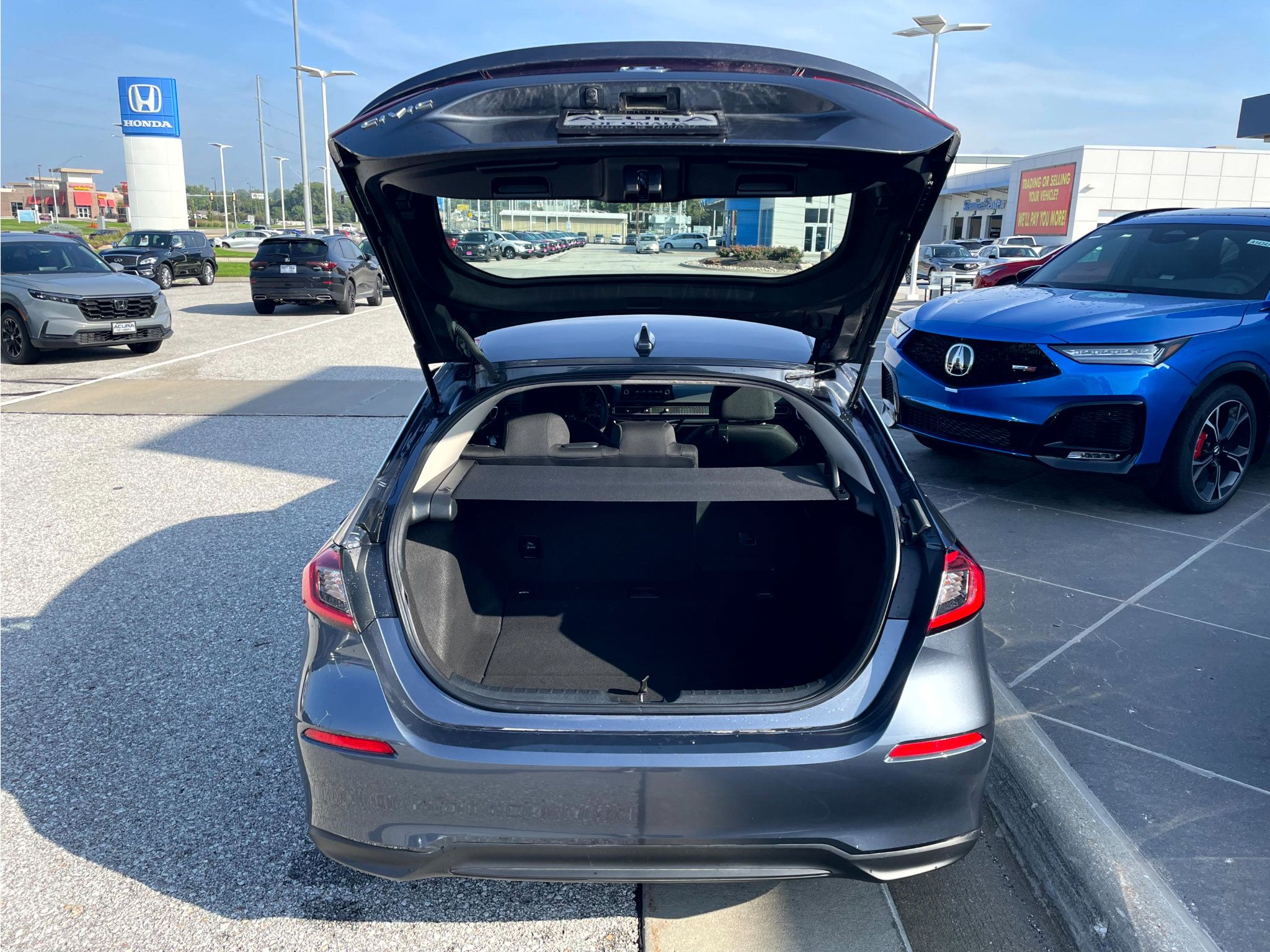 Used 2023 Honda Civic LX image 9