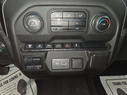 Used 2024 Chevrolet Silverado 2500 Custom w/ Custom Value Package image 23