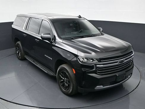 Used 2021 Chevrolet Suburban LT AWD/4WD image 43