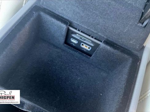 Used 2022 Cadillac XT5 Premium Luxury w/ Technology Package image 31